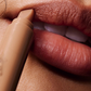 🔥 Promoção 🔥 50% DE DESCONTO – Caneta Delineador Labial com Peptídeos e Duas Pontas | Longa duração, hidratante & cores vibrantes